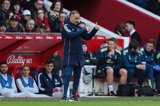 Nottingham Forest perde com o Liverpool com golo na compensação