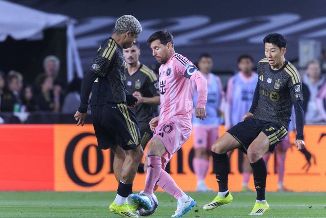 Que estreia! Eustáquio assiste e treinador português derrota Messi no arranque da MLS