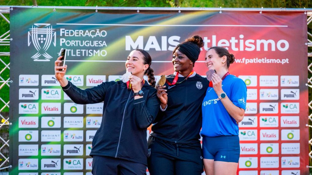 Irina Rodrigues, Liliana Cá e Inês Diogo no pódio, no Jamor      Fotografia FPA