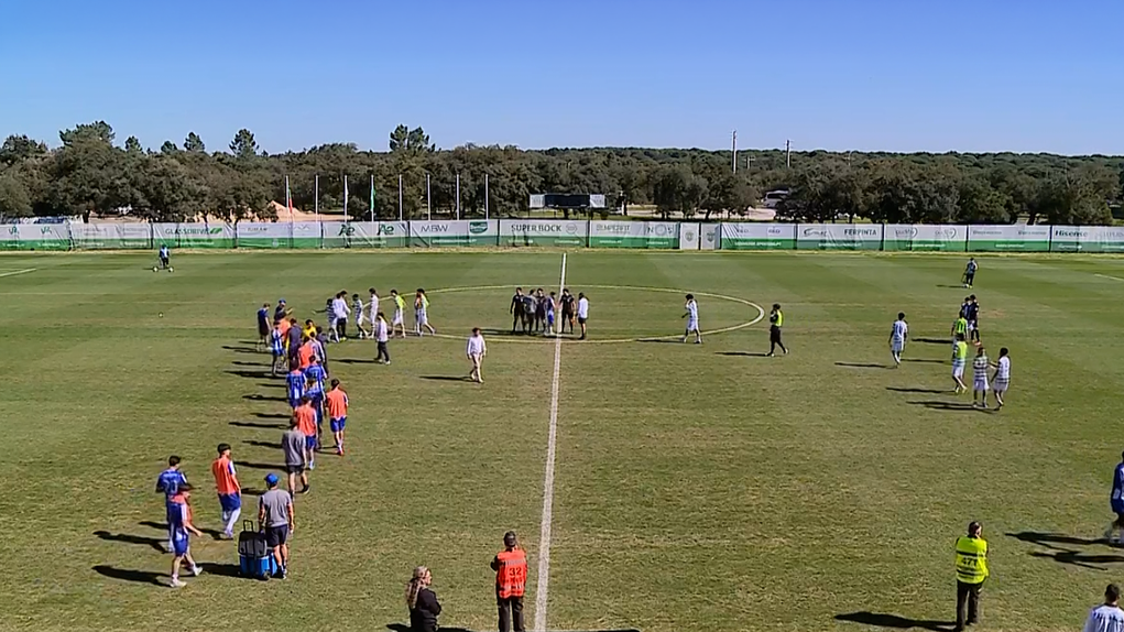 Sporting-FC Porto, em juvenis, na Academia Cristiano Ronaldo
