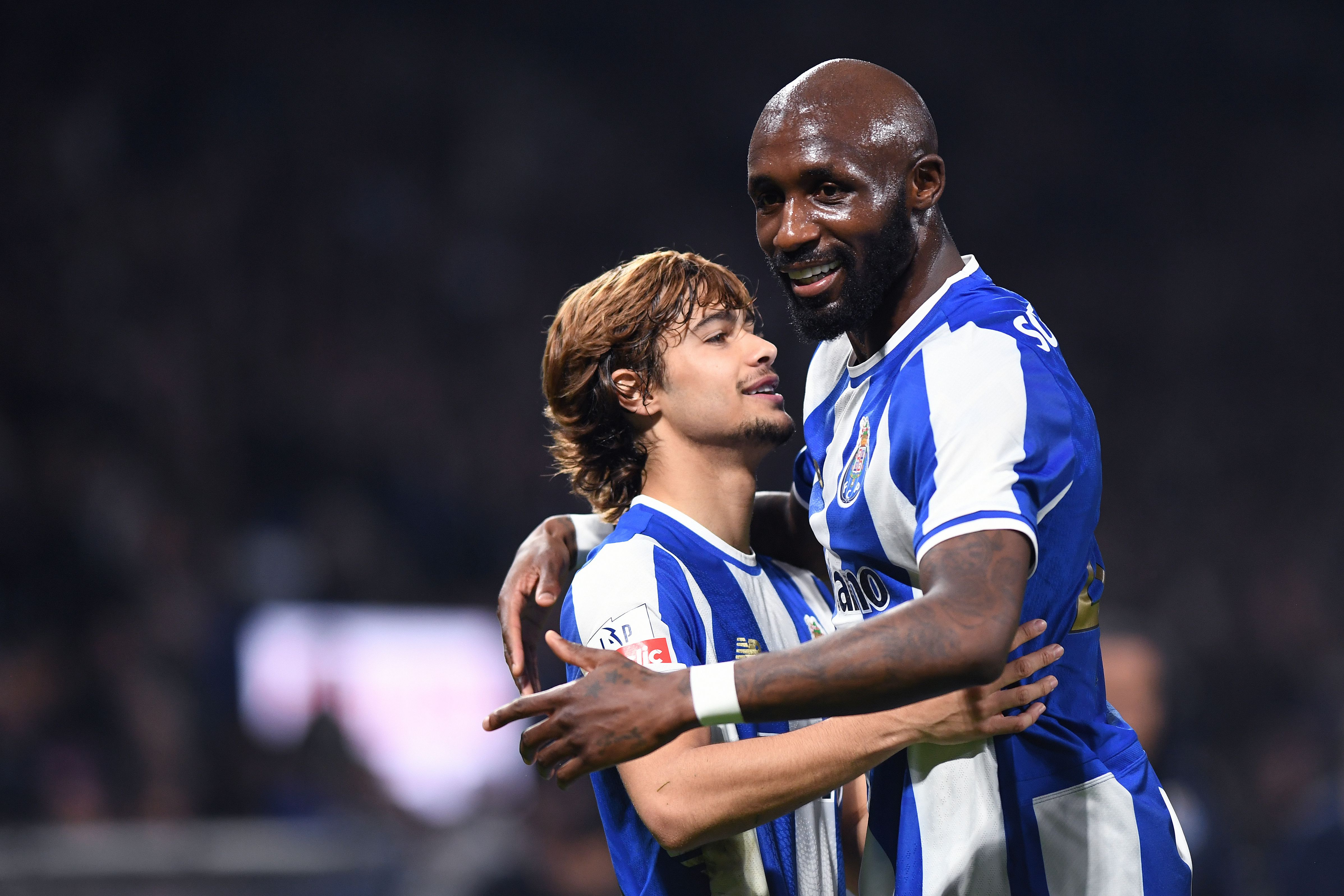 Mora e Fofana no FC Porto-Rio Ave - Foto: Rogério Ferreira / Kapta +