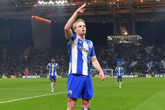 Froholdt marcou o único golo do FC Porto na receção ao Rio Ave, depois de um bom entendimento entre Gabri Veiga e Pietuszewski - Foto: Rogério Ferreira / Kapta +