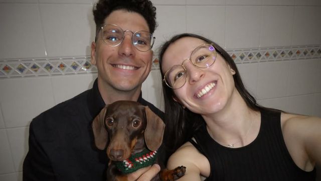 João Almeida, a namorada Rita Hipólito e a cadela Frankie