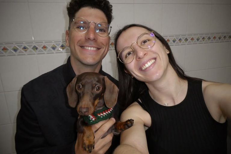 João Almeida, a namorada Rita Hipólito e a cadela Frankie