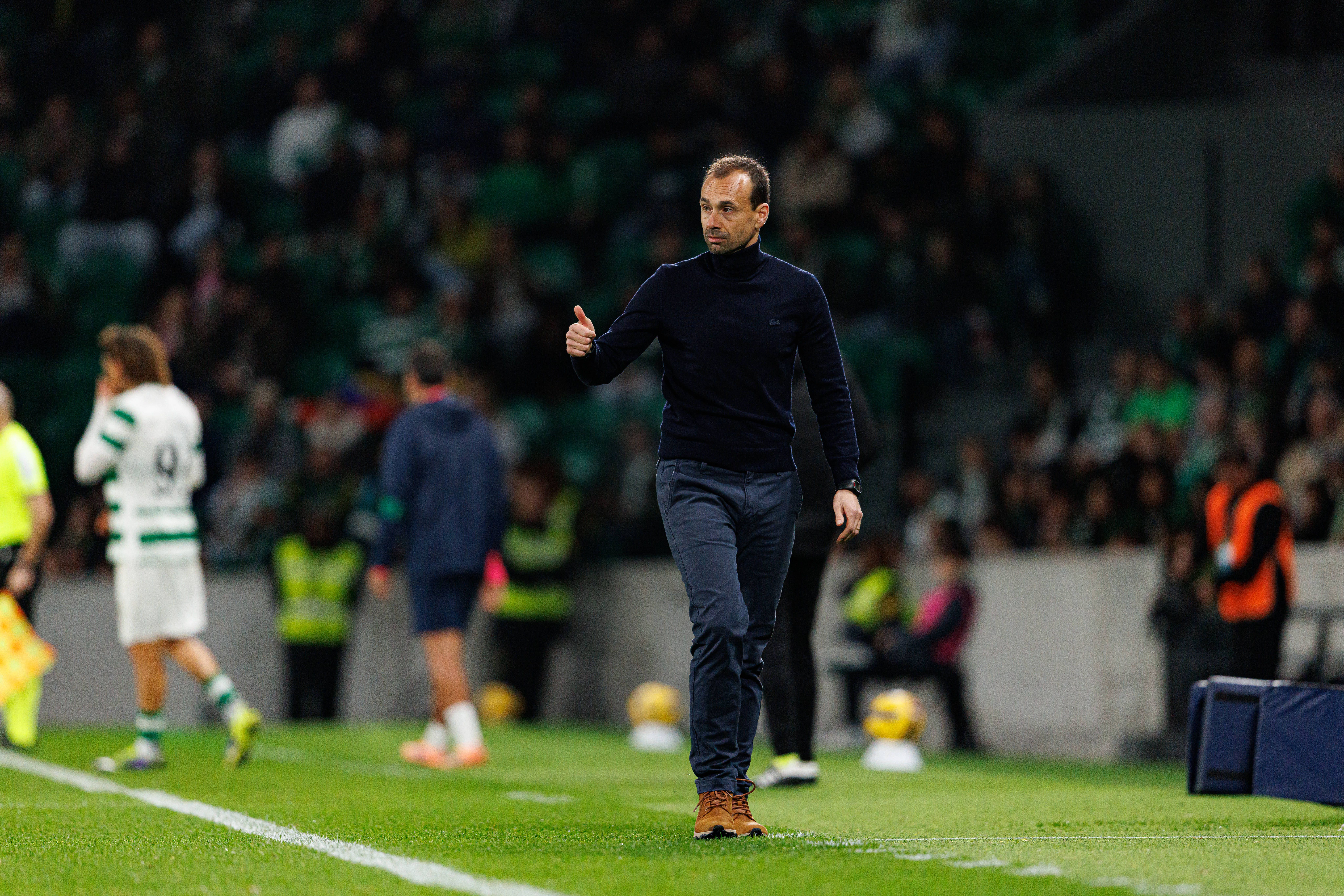 Técnico dos azuis e brancos do Minho está confiante no regresso às vitórias na receção aos casapianos