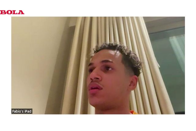 Fábio Carvalho detalha a relação com Klopp no Liverpool