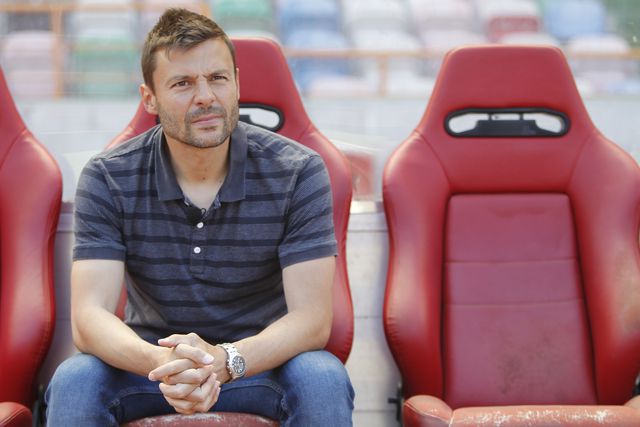 Dez saídas e uma renovação no UD Leiria