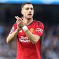 Gary Neville: «Dalot é o melhor jogador da época no Man. United»