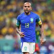 Ex-mulher apelida Dani Alves de «Judas»: entenda por que o jogador não pode mexer na fortuna para pagar a fiança