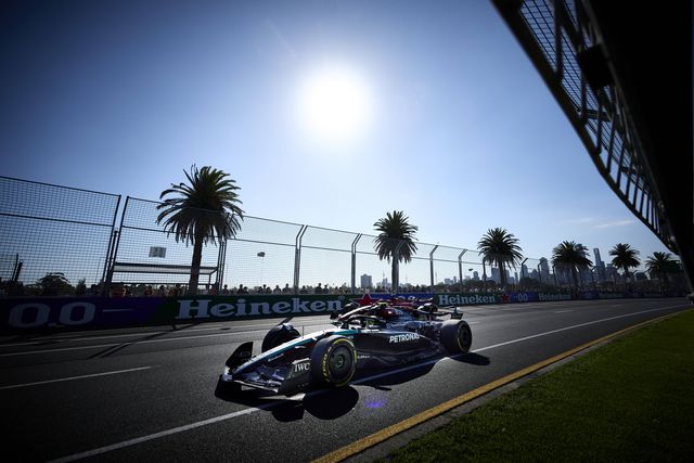 Leclerc supera Verstappen e lidera treinos livres em Melbourne