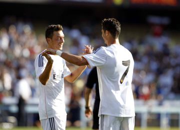 VÍDEO: transformação física de Ozil impressiona e até Ronaldo reage