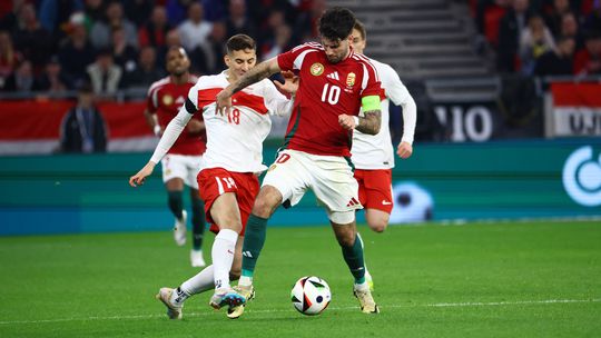 Kokçu titular na derrota da Turquia, adversária de Portugal no Euro