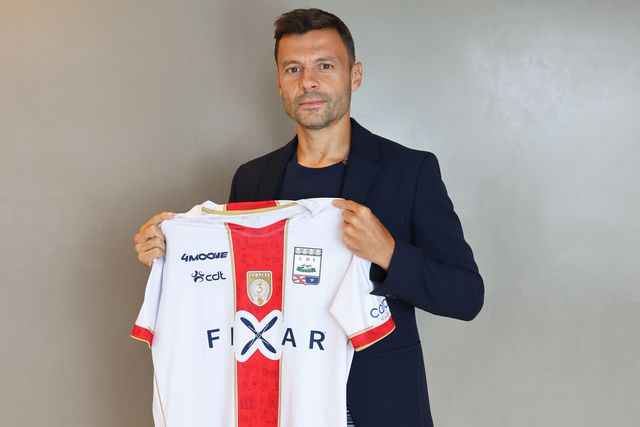 Filipe Cândido confirmado como novo treinador da União de Leiria