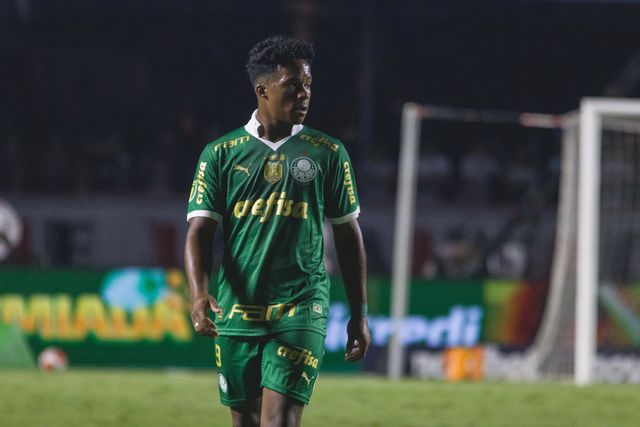 Empresário de Endrick revela bastidores: «O Real decidiu que o Barça não ia conseguir o Neymar 2»