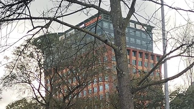 Adeptos de Benfica e Sporting chegam lado a lado para o dérbi feminino