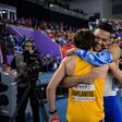 Emmanouil Karalis festeja com Duplantis