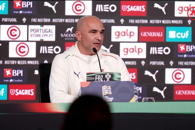 Roberto Martínez justifica ausência de Bernardo Silva do onze