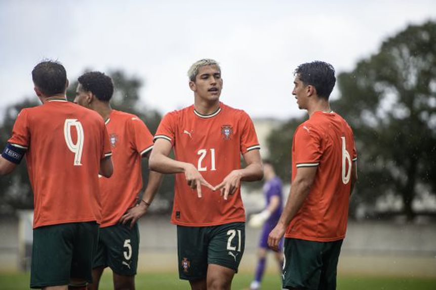 Francisco Souza Silva a festejar um golo (FPF)