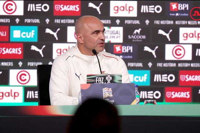 Roberto Martínez reage às críticas a Cristiano Ronaldo
