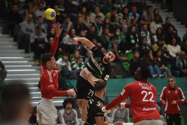 Andebol: sai um dérbi na corrida ao título!