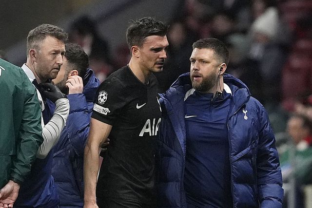 João Palhinha foi suplente no Tottenham-Nottingham Forest