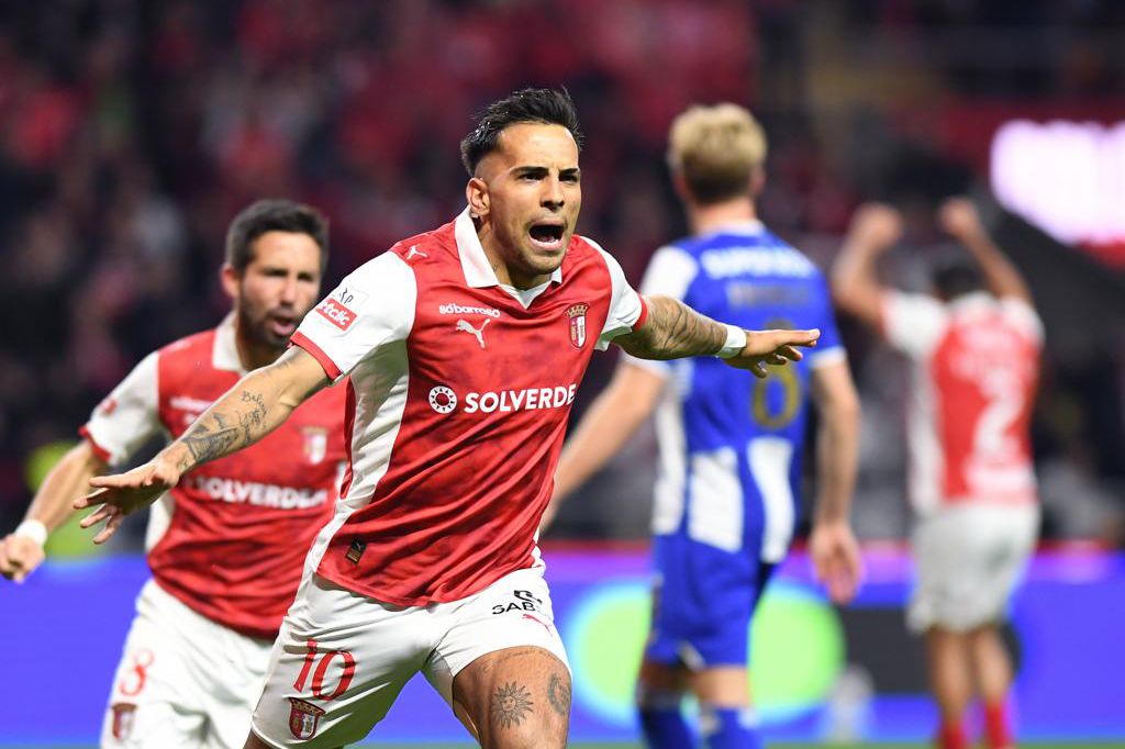 Camisola 10 faturou, da marca dos 11 metros, mas o tento acabou por revelar-se insuficiente - Foto: Rogério Ferreira/Kapta+