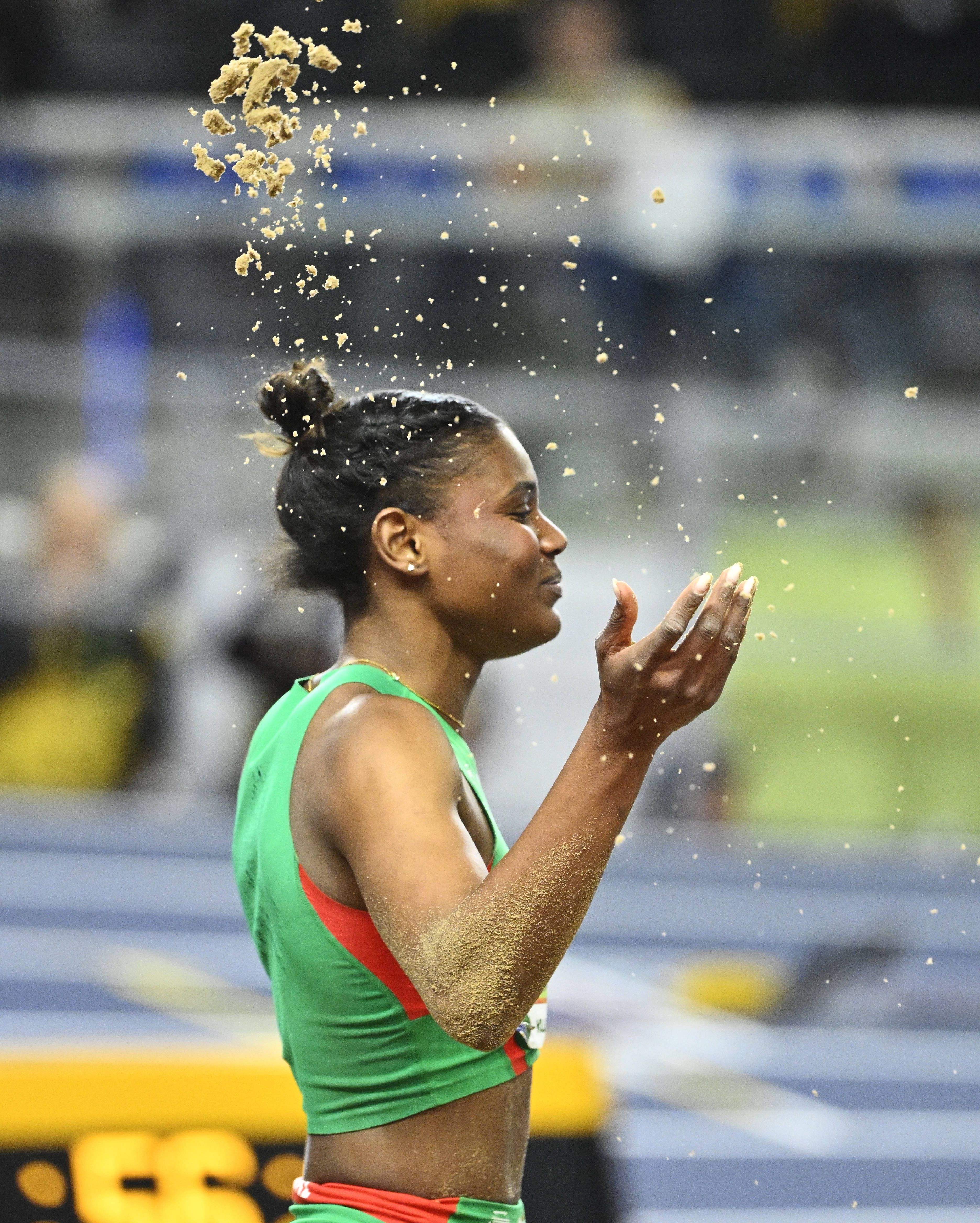 Agate de Sousa campeã do Mundo de salto em comprimento nos Mundiais de pista curta - Foto: IMAGO