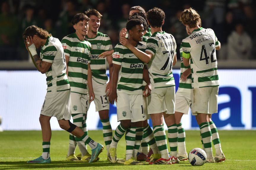 Festejos dos jogadores do Sporting (Foto: Miguel Nunes)