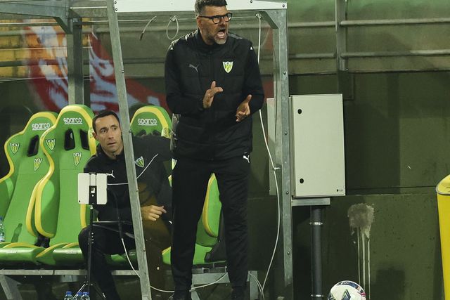 Técnico italiano desentendeu-se com o líder máximo do clube e foi imediatamente despedido - Foto: Paulo Novais/LUSA
