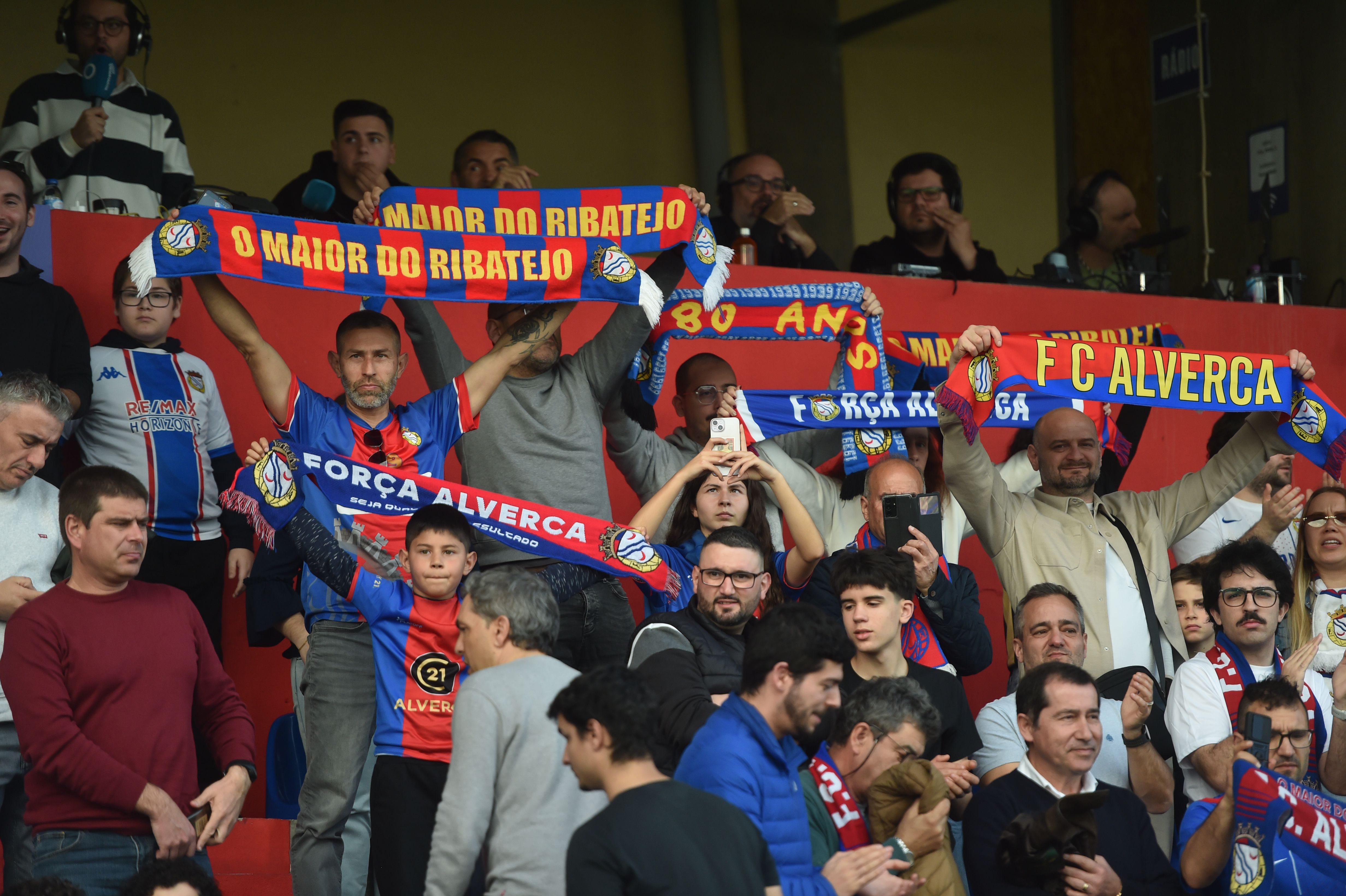 Adeptos do Alverca - Foto: Miguel Nunes