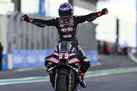 Espanhol Jorge Martín celebra o regresso ao pódio 489 dias depois de se ter sagrado campeão do Mundo. IMAGO