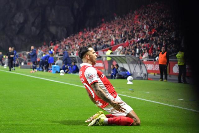 Zalazar festeja o golo marcado ao FC Porto - Foto: Rogério Ferreira/Kapta+