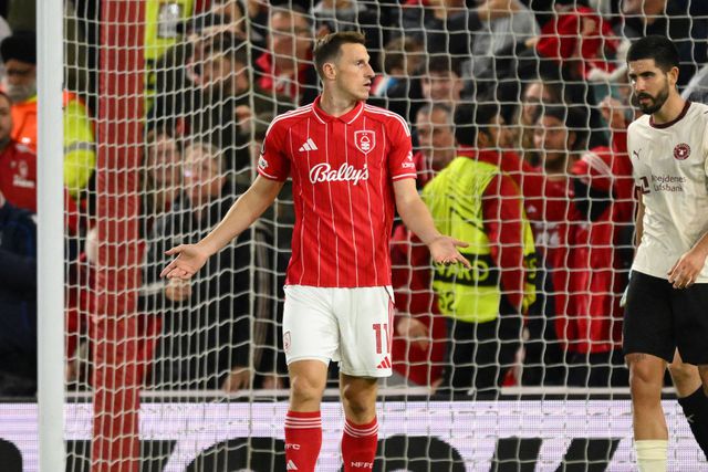 Wood jogou 15 minutos pelo Forest na Europa e marcou ao Midtjylland