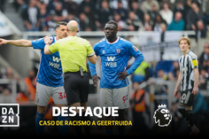 Dérbi na Premier League interrompido por alegado caso de racismo