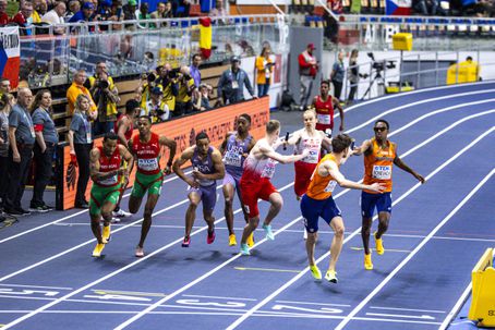 Mundiais de pista curta: Portugal quinto na estafeta masculina 4x400 metros
