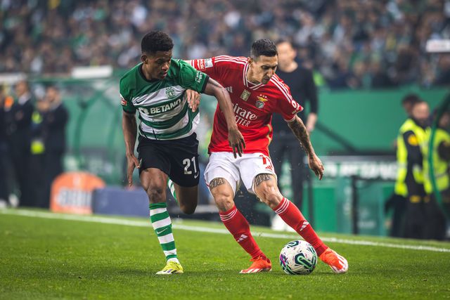 Sporting: camisola que Catamo usou no dérbi bate recorde