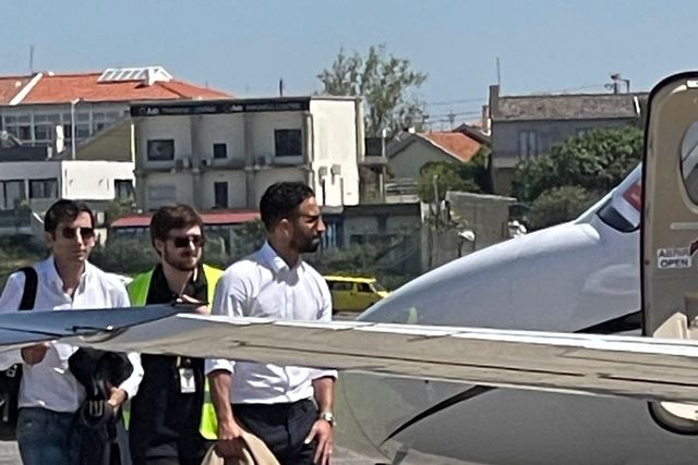 «Amorim só tem é de assumir o que aconteceu com a viagem a Inglaterra»