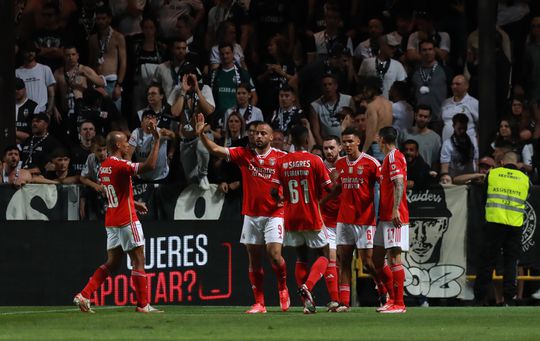Farense-Benfica: siga aqui em direto