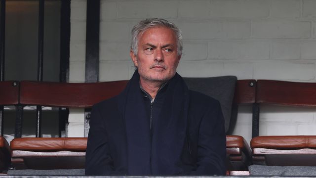 «Seleção é um sonho de Mourinho, mas para já está bem entregue»