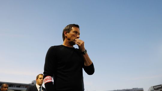 Benfica: Roger Schmidt enfrenta a última fronteira