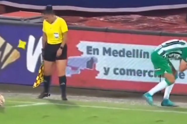VÍDEO: jogador atingido com navalha em clássico da Colômbia