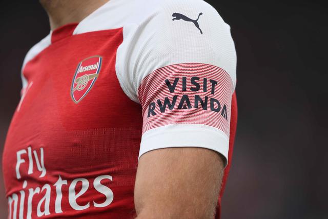 Por que é que fãs do Arsenal iniciaram a campanha «Visit Tottenham»?