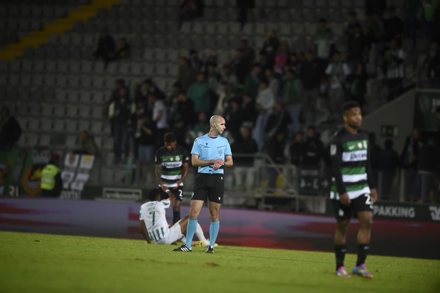 Hélder Carvalho foi o árbitro do Rio Ave-Sporting da Taça de Portugal (Grafislab)