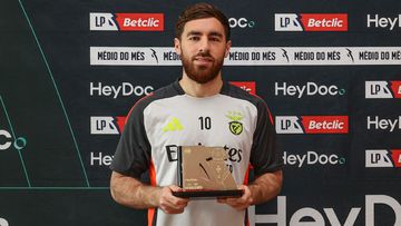 Kokçu já tem o prémio de melhor médio de março