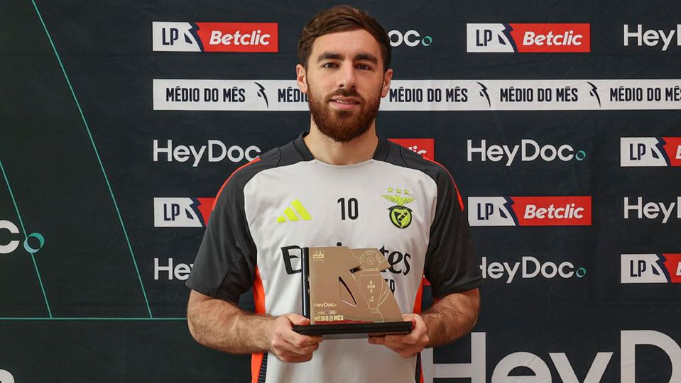 Kokçu, médio turco do Benfica (Foto: Liga Portugal)