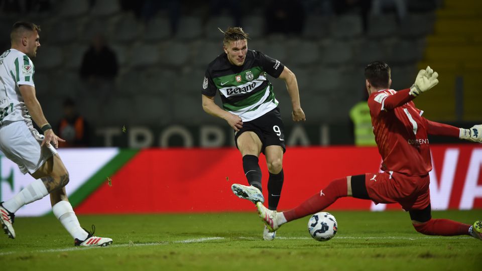 Vídeo: Gyokeres, aquela máquina! Sueco faz o 2-0 para o Sporting