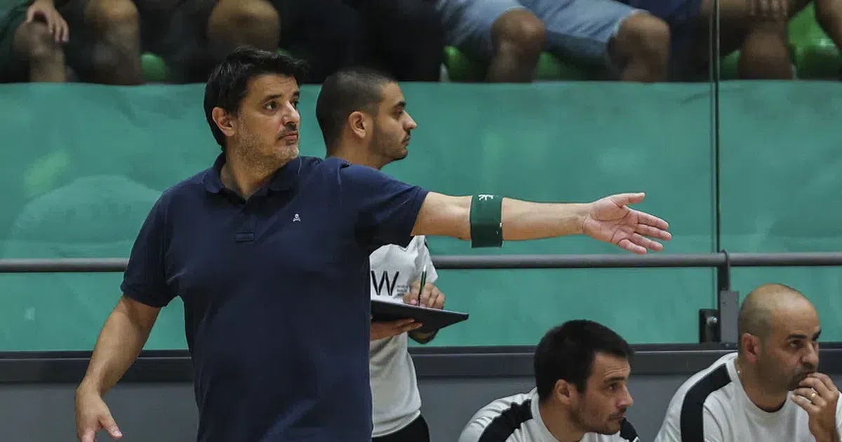 Taça de Portugal: Sporting 'cilindra' Famalicão e está na meia-final