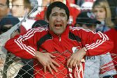 Adepto do River desesperado com a histórica descida, em 2011