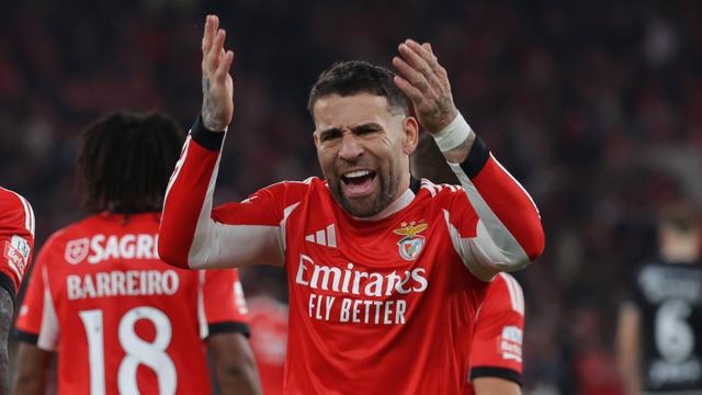 Nicolás Otamendi, central do Benfica (foto: Imago)