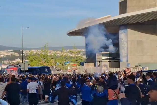 Portistas acreditam: apoteose na chegada do FC Porto ao Dragão